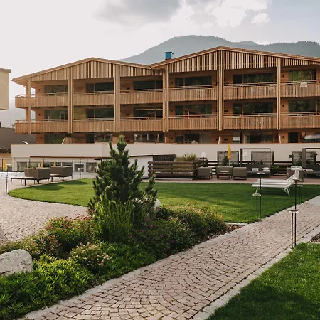 Alpine Nature Hotel Stoll-3